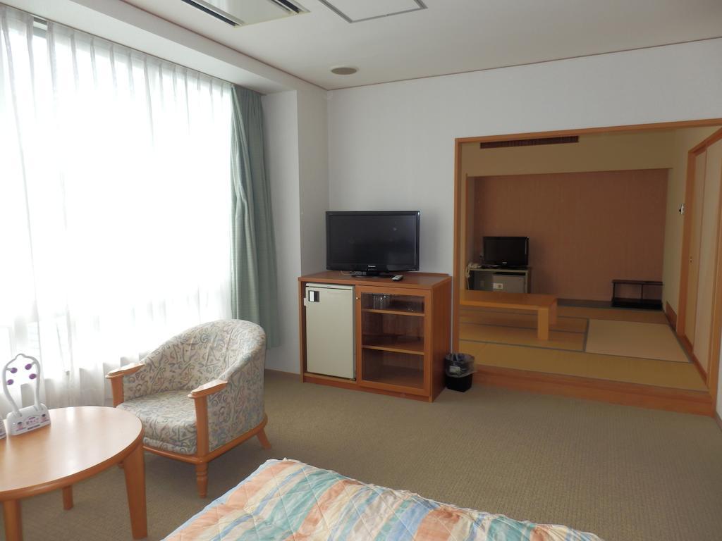 Hotel Hamazuru Nanao Habitación foto